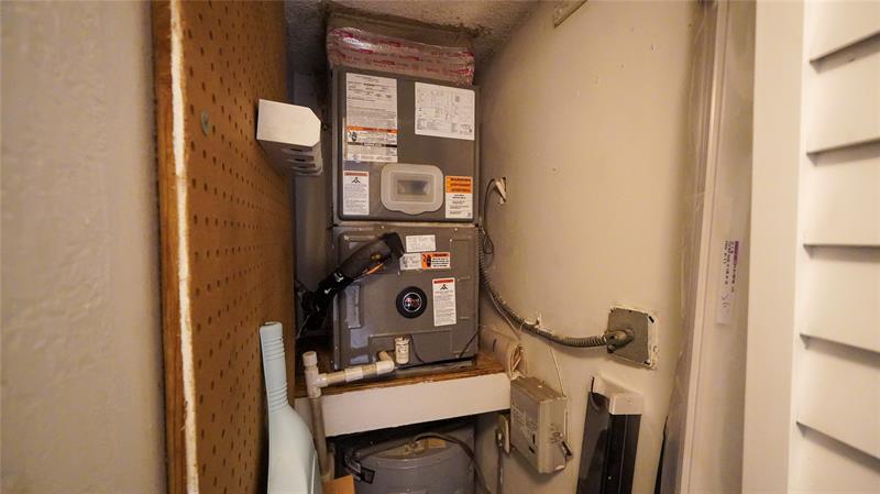 Image 22 of 22 For 5377 40th Ave  105