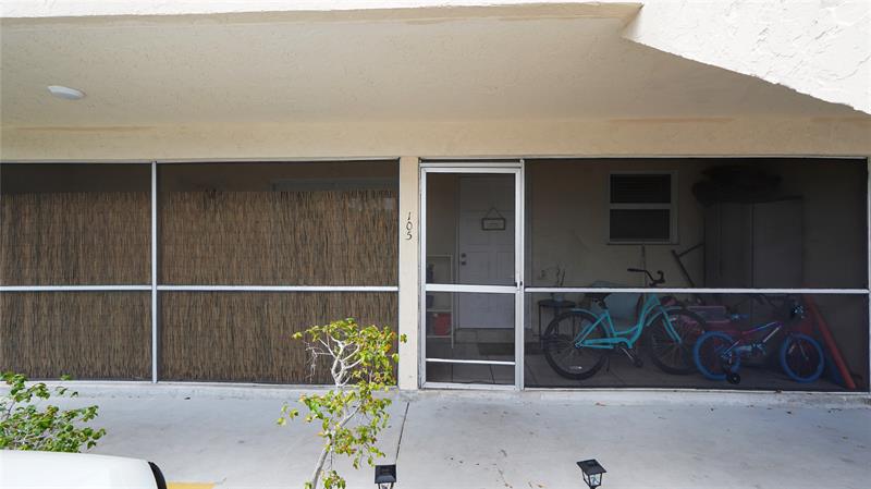 Image 4 of 22 For 5377 40th Ave  105