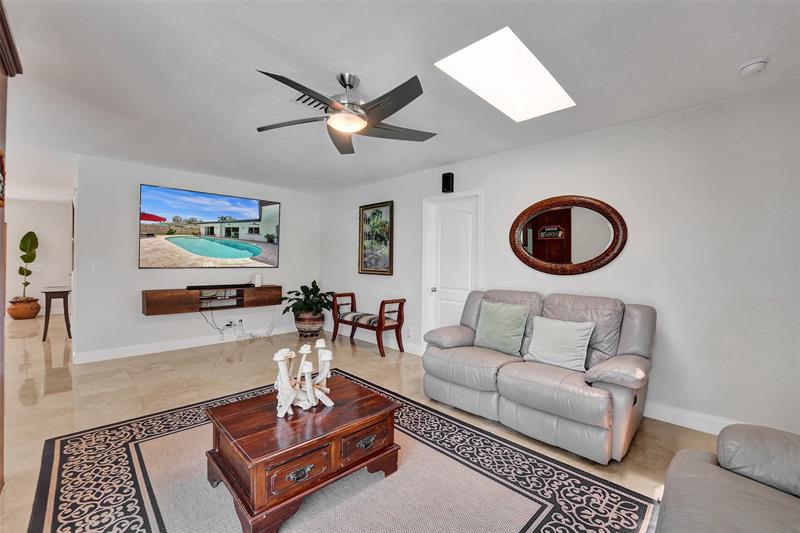 Image 42 of 97 For 2805 29th St