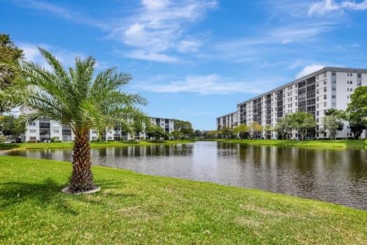Image 36 of 42 For 2228 Cypress Bend Dr  210