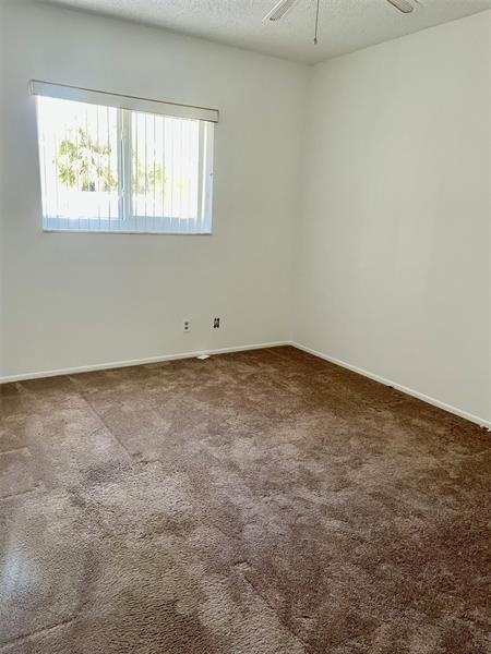 Image 12 of 16 For 424 Riverside Dr  102
