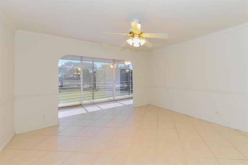 Image 12 of 41 For 3401 Bimini Ln  M3