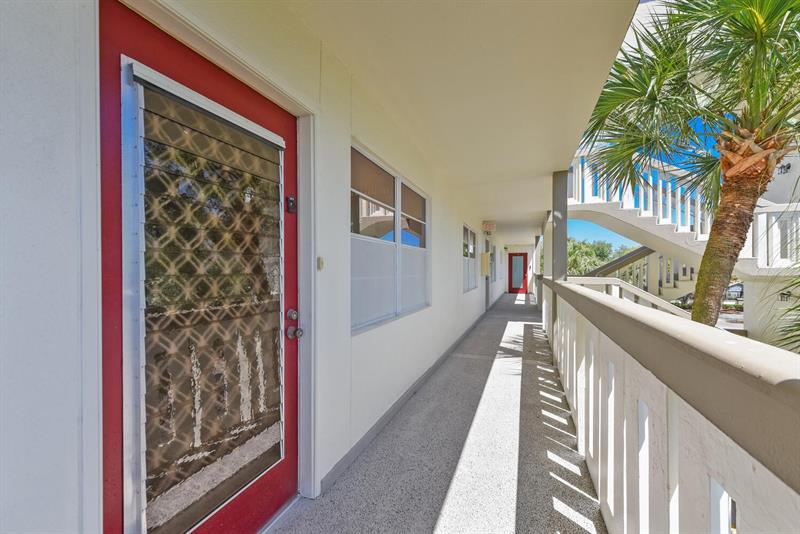 Image 4 of 41 For 3401 Bimini Ln  M3