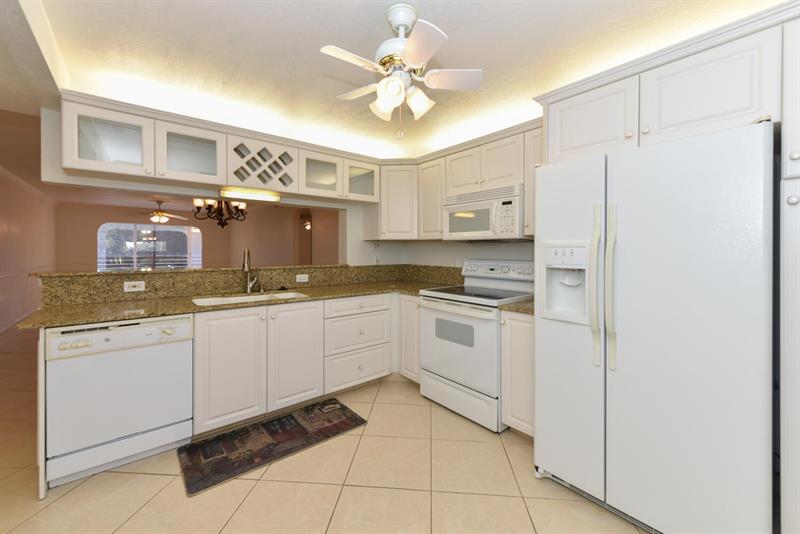 Image 6 of 41 For 3401 Bimini Ln  M3
