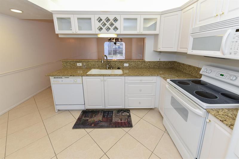 Image 8 of 41 For 3401 Bimini Ln  M3