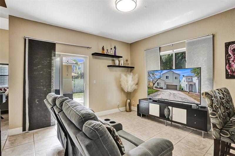 Image 16 of 38 For 12652 6th Ct