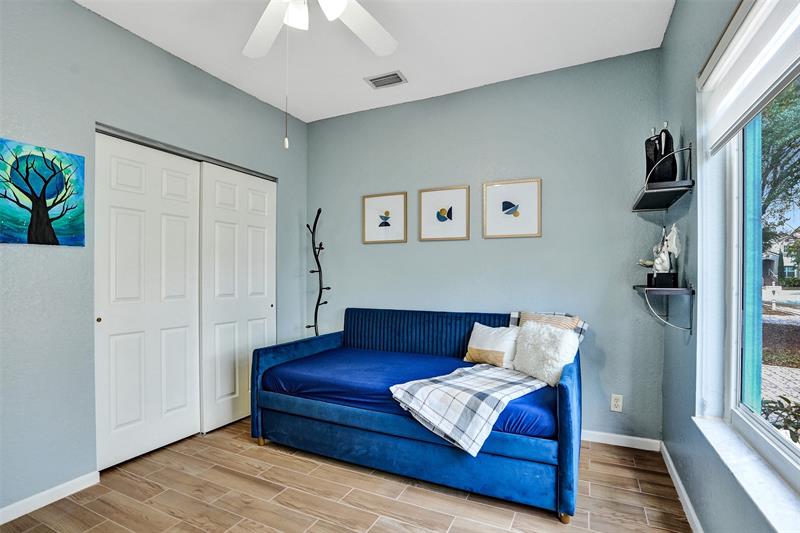 Image 19 of 38 For 12652 6th Ct