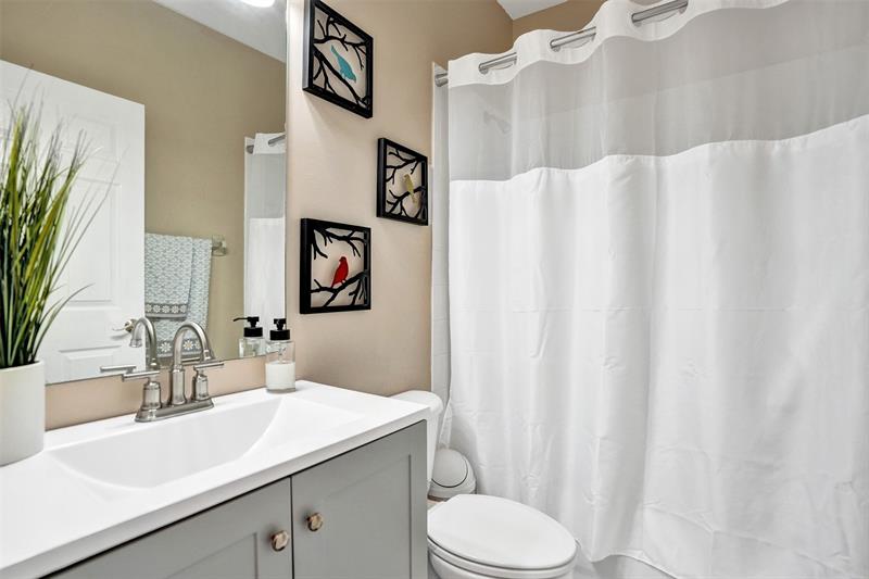 Image 20 of 38 For 12652 6th Ct