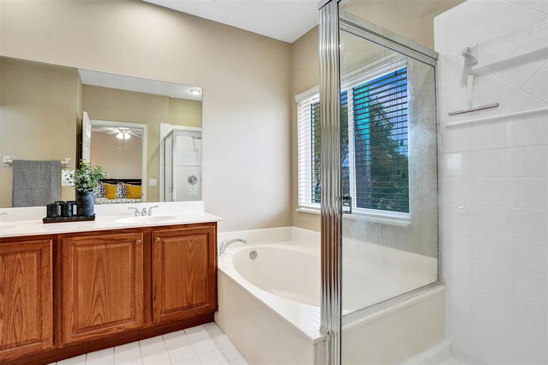 Image 26 of 38 For 12652 6th Ct
