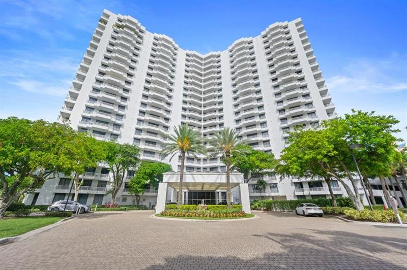 Details for 3300 192 St  1015, Aventura, FL 33180