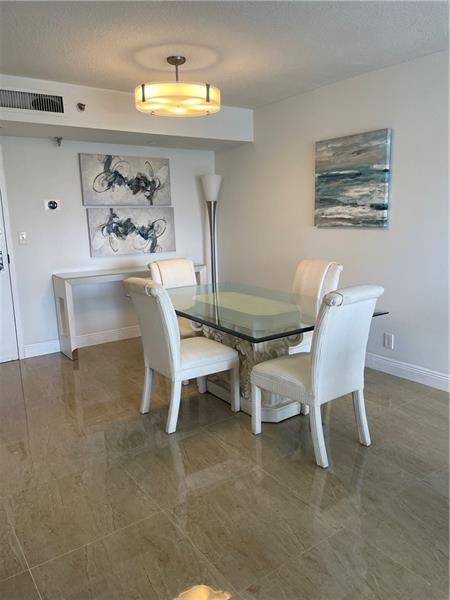 Image 13 of 22 For 3300 192 St  1015