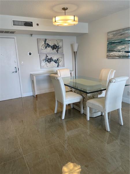 Image 14 of 22 For 3300 192 St  1015