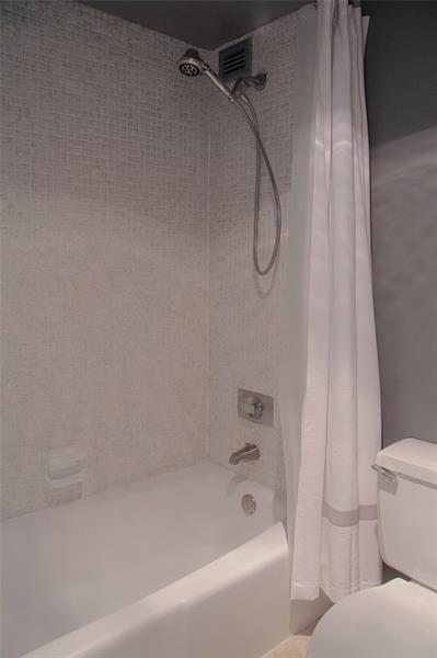 Image 10 of 20 For 11111 Biscayne Blvd  1901