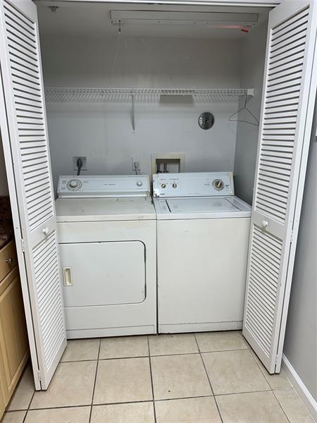 Image 10 of 10 For 529 Sheridan St  108