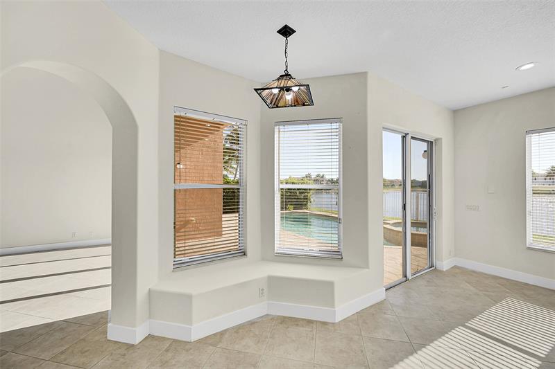 Image 19 of 57 For 1221 Bay View Way