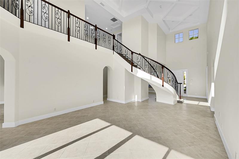 Image 24 of 57 For 1221 Bay View Way