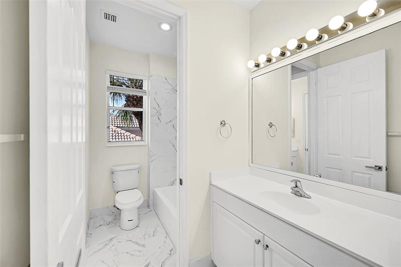 Image 39 of 57 For 1221 Bay View Way