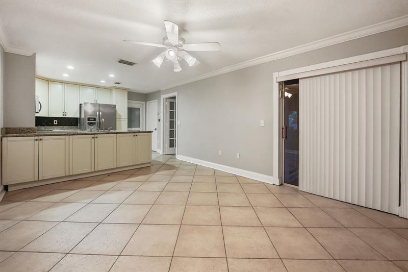 Image 10 of 24 For 11734 1st Ct