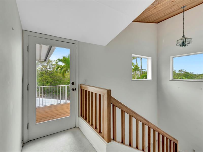 Image 25 of 36 For 1700 Coconut Dr
