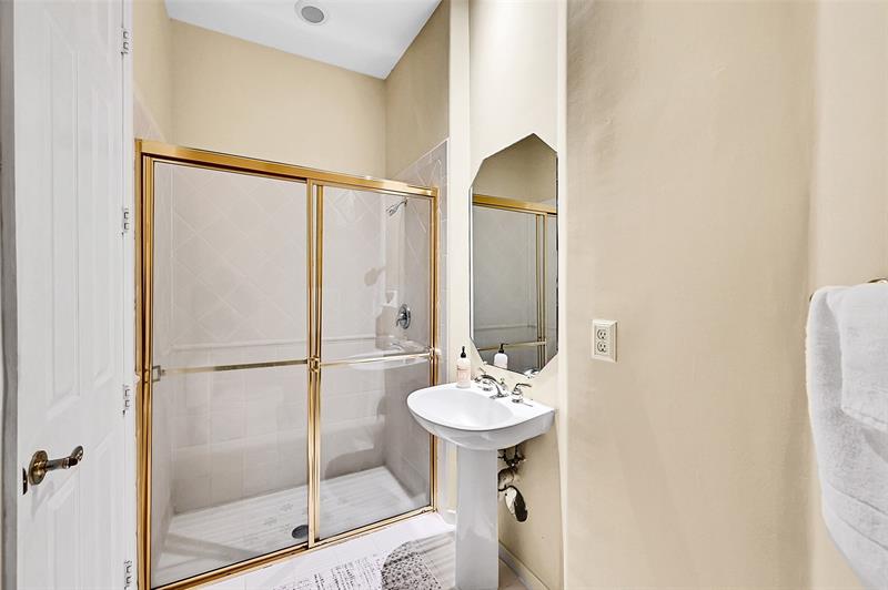 Image 47 of 72 For 4835 124th Way