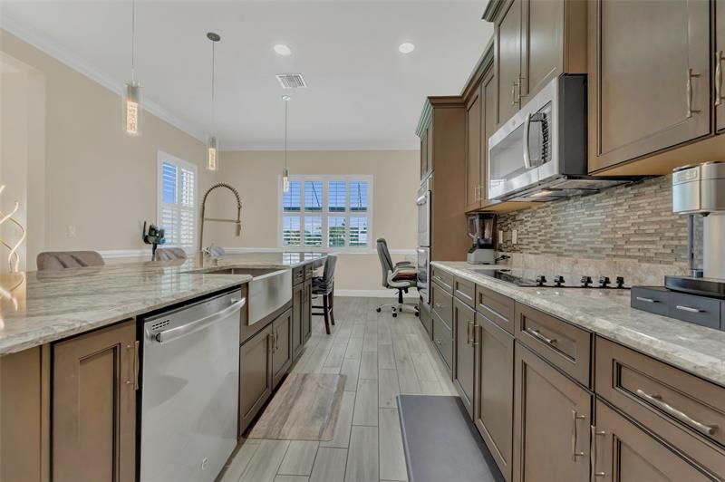 Image 13 of 38 For 16060 Whippoorwill Cir