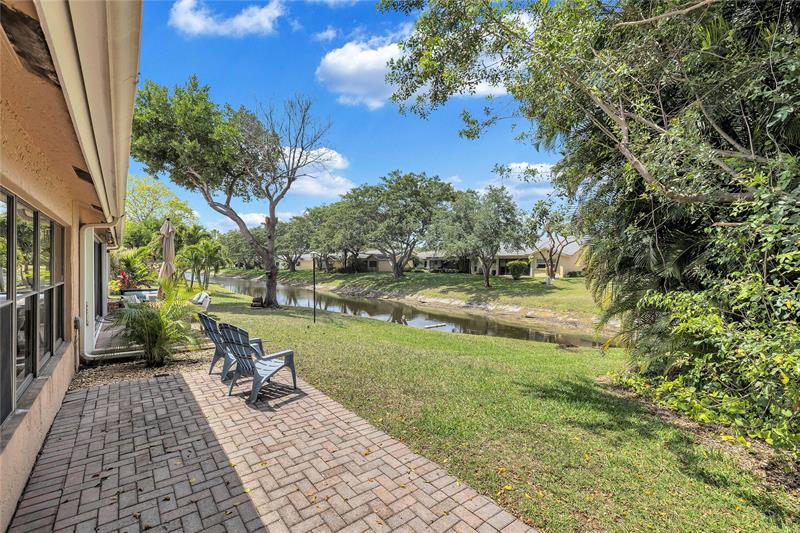 Image 28 of 34 For 10619 Ladypalm Lane  B