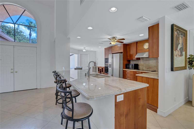 Image 9 of 34 For 10619 Ladypalm Lane  B