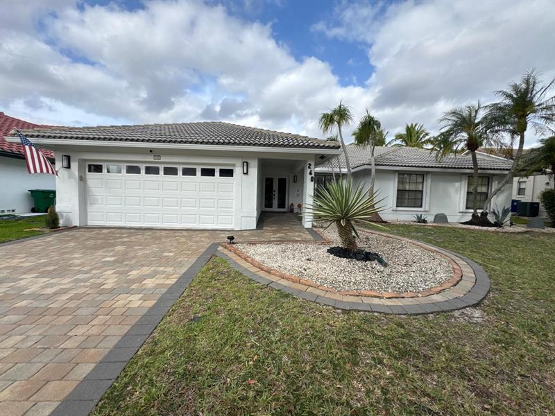 Details for 260 121st Ter, Coral Springs, FL 33071