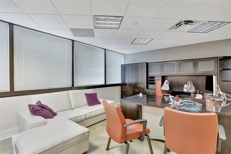 Image 10 of 35 For 200 Andrews Ave  3rd Floor