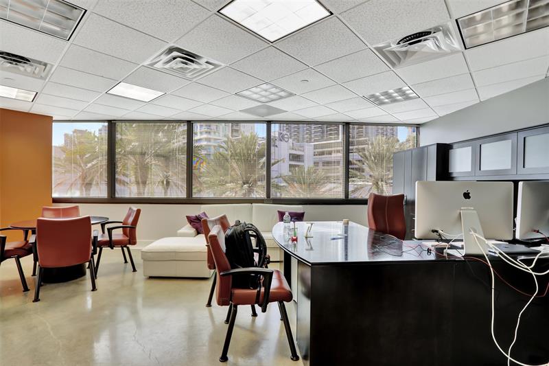 Image 11 of 35 For 200 Andrews Ave  3rd Floor