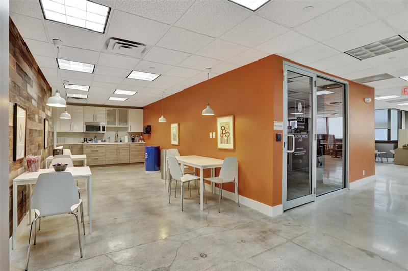 Image 18 of 35 For 200 Andrews Ave  3rd Floor