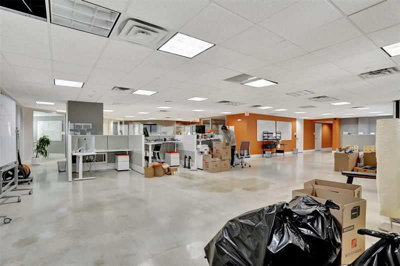 Image 25 of 35 For 200 Andrews Ave  3rd Floor