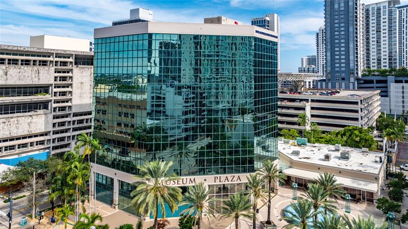 Image 3 of 35 For 200 Andrews Ave  3rd Floor