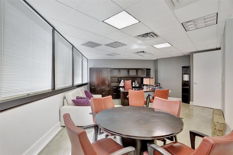 Image 9 of 35 For 200 Andrews Ave  3rd Floor