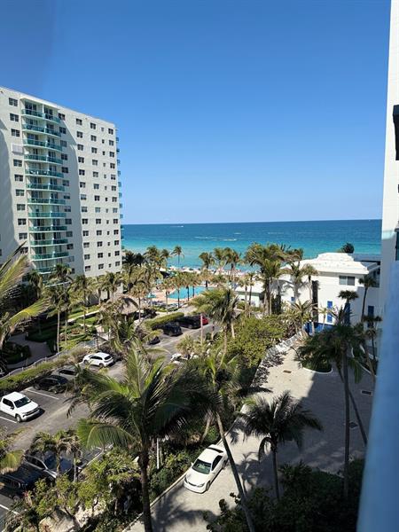 Image 20 of 26 For 4001 Ocean Dr  7k