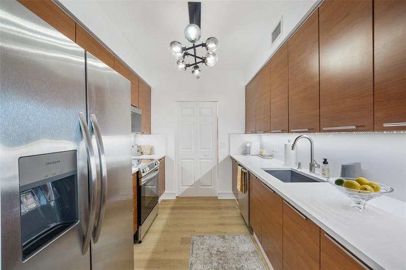 Image 10 of 23 For 350 2nd St  1580