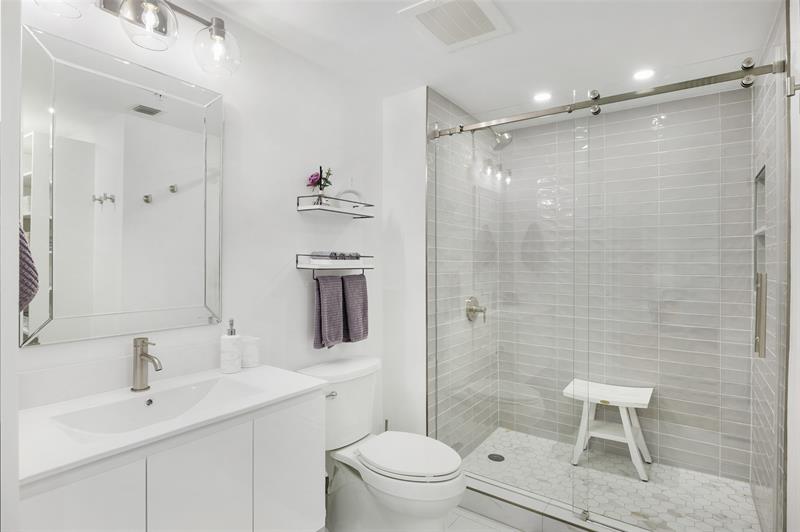 Image 11 of 23 For 350 2nd St  1580