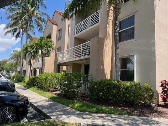 Image 11 of 23 For 2721 Ocean Club Blvd  205