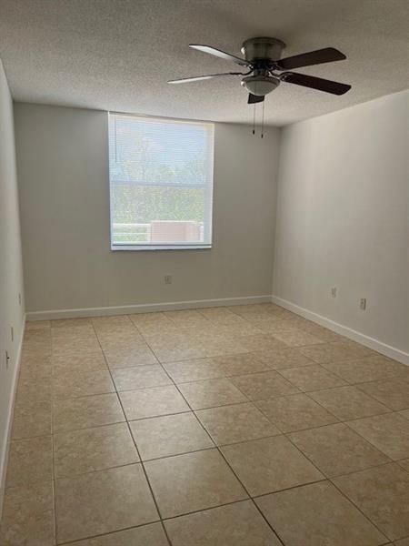 Image 14 of 23 For 2721 Ocean Club Blvd  205