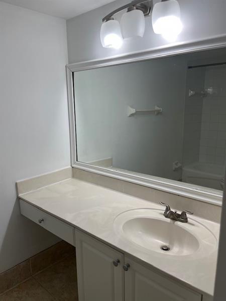 Image 16 of 23 For 2721 Ocean Club Blvd  205
