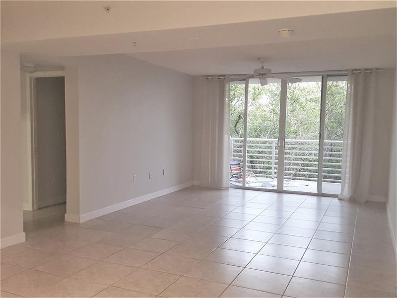 Image 4 of 23 For 2721 Ocean Club Blvd  205