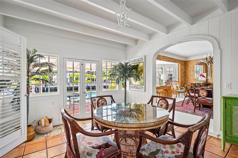 Image 11 of 44 For 525 Coral Way