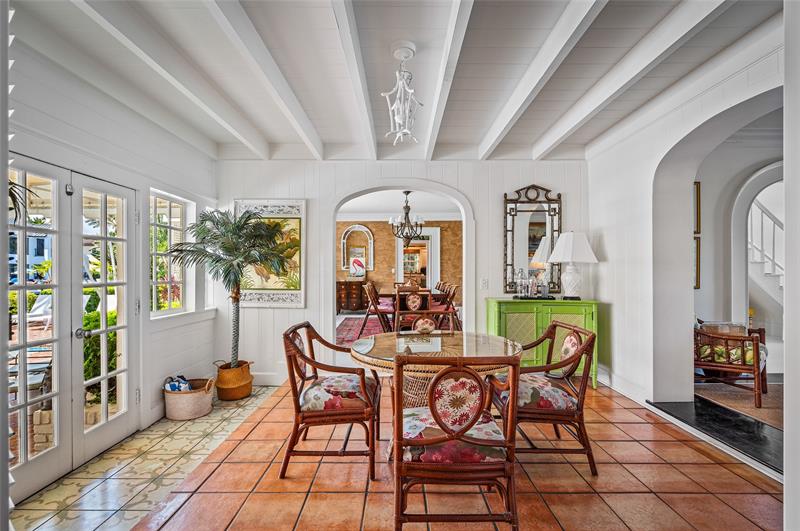 Image 14 of 44 For 525 Coral Way