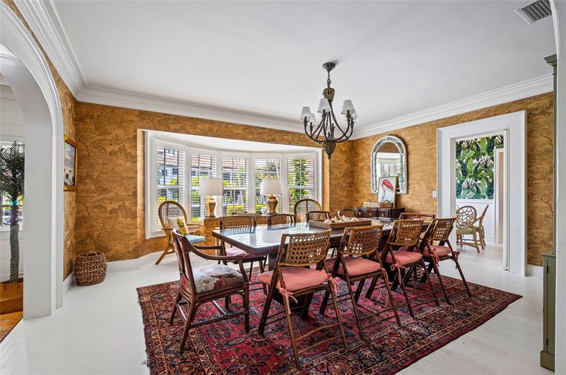 Image 15 of 44 For 525 Coral Way