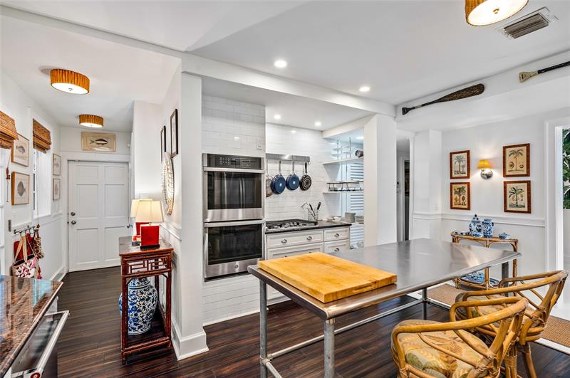 Image 18 of 44 For 525 Coral Way