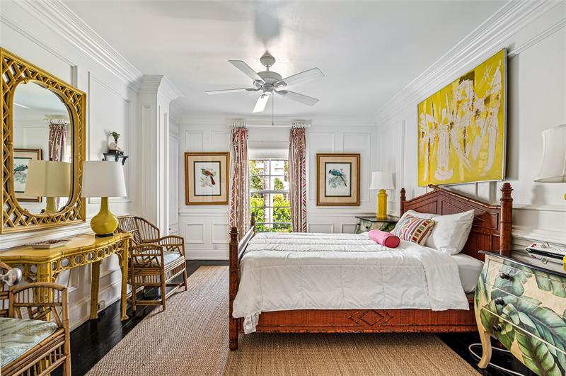 Image 20 of 44 For 525 Coral Way