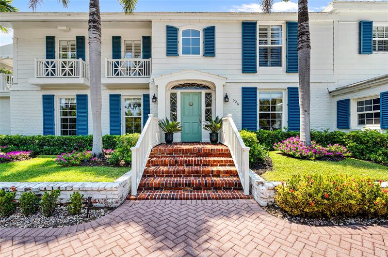 Image 8 of 44 For 525 Coral Way