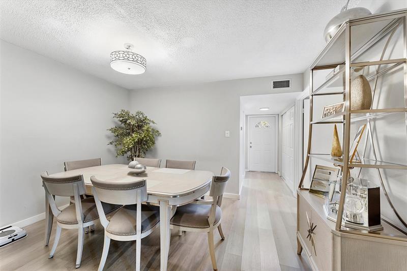 Image 12 of 33 For 7705 5th Ct  101