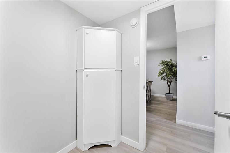 Image 17 of 33 For 7705 5th Ct  101