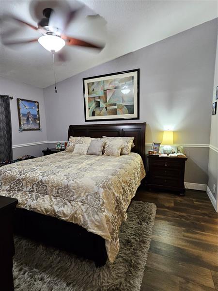 Image 11 of 27 For 2206 37th Ave  2206